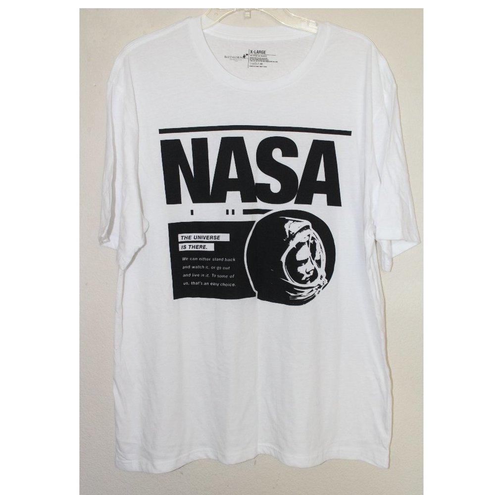 Buzzaldrin Men's NASA White T-Shirt, XL